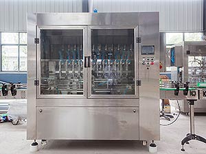full-automatic-linear-type-food-oil-bottle-filling-machine